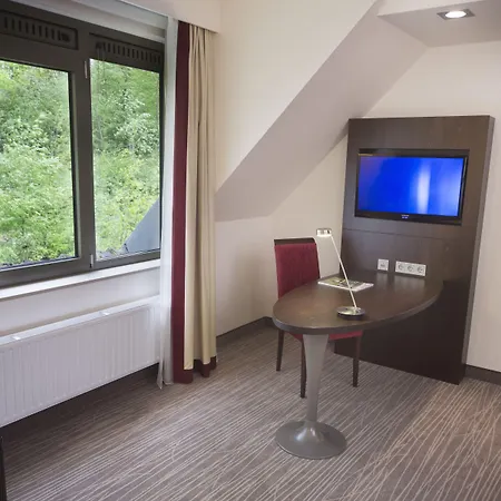Bilderberg De Bovenste Molen Hotel 4*