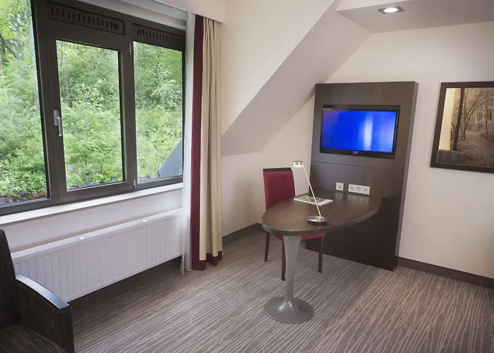 Bilderberg De Bovenste Molen Отель 4*