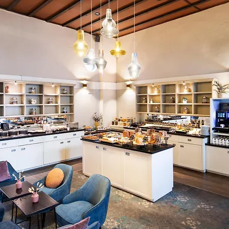 Hotel Bilderberg De Bovenste Molen 4*