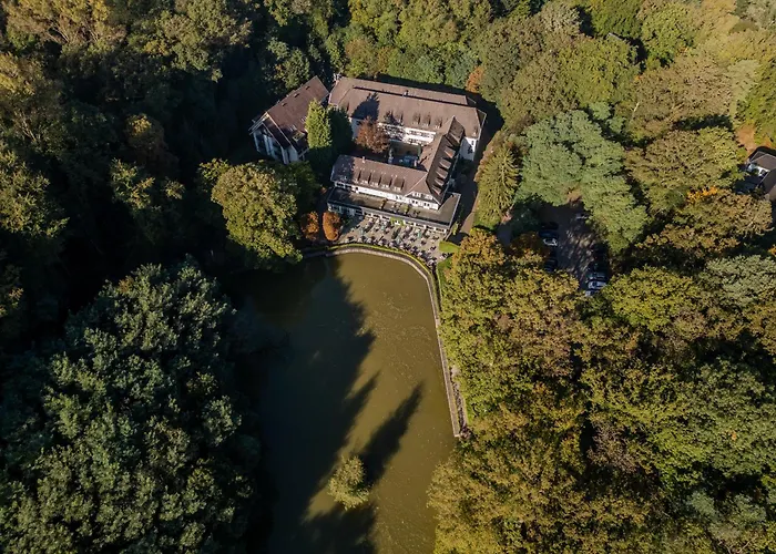 Hotel Bilderberg De Bovenste Molen 4*